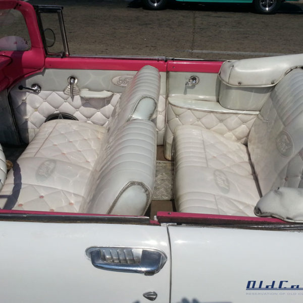 Ford Fairlane 1956 - Pink - White- classic old car in Cuba